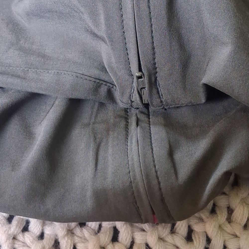 The North Face Men's Olive Green Convertable Pants Sz 38/regular - Picture 3 of 7